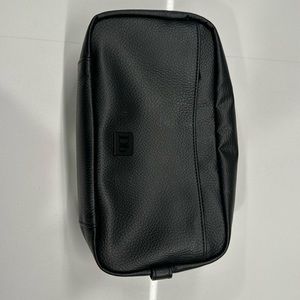 DB Dopp Kit